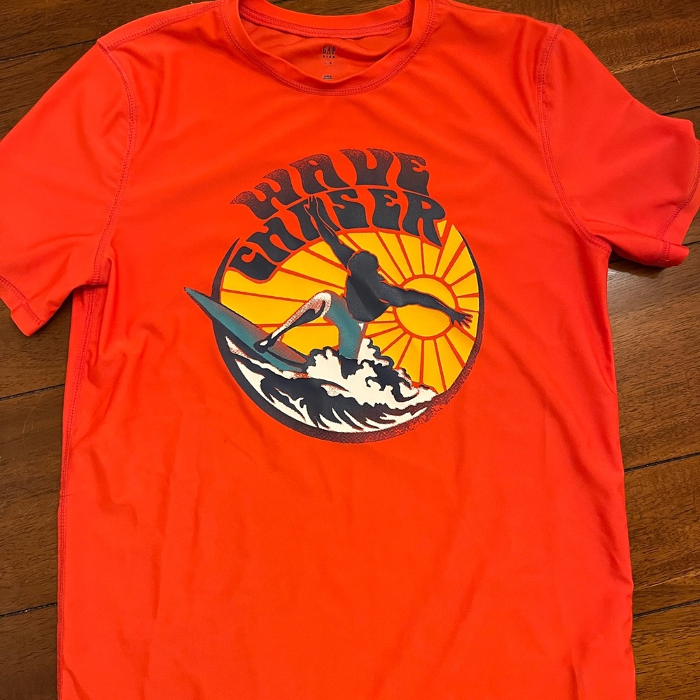 GapKids Wave Chaser Swim Shirt, Boys Size L (10-11)